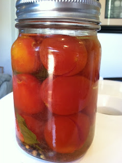 A busy night canning – Water bath full and boiling!