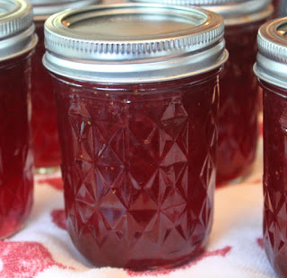 More Basic Jam – Strawberry two ways!