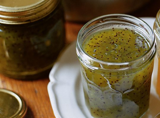 How about some Cinn-full Kiwi Jam?