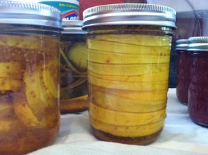 Bread & Butter Squash Pickles