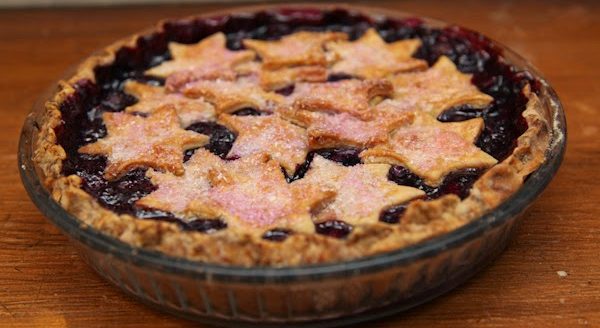 Concord Grape Pie Filling with a Peanut Butter Crust