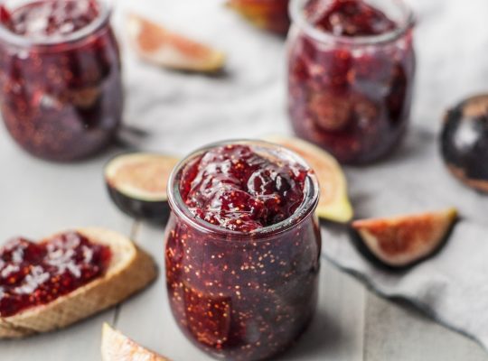 Jammin with Dried Figs and Pears – Figgy Pear Jam