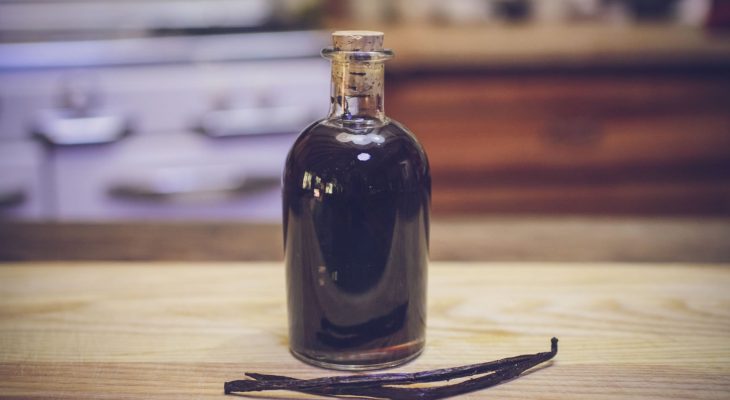 Homemade Vanilla Extract