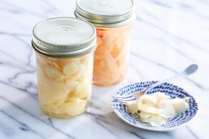 Minced or Sliced Marinated Garlic