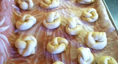 Mini Braided Pretzel Challah