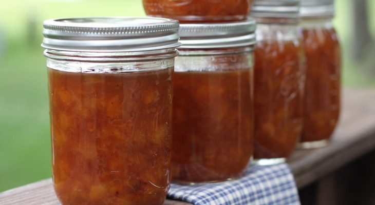 Peach Conserve with Almonds