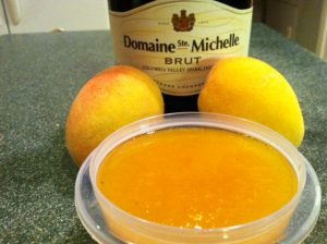 Peach champagne jam