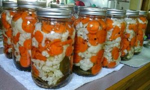 Pickled cauliflower and carrots
