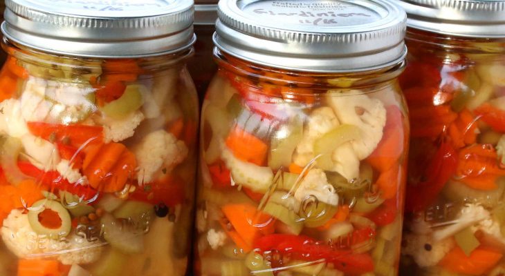 Pickled cauliflower and carrots