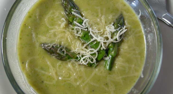 Picture of Creamy asparagus soup