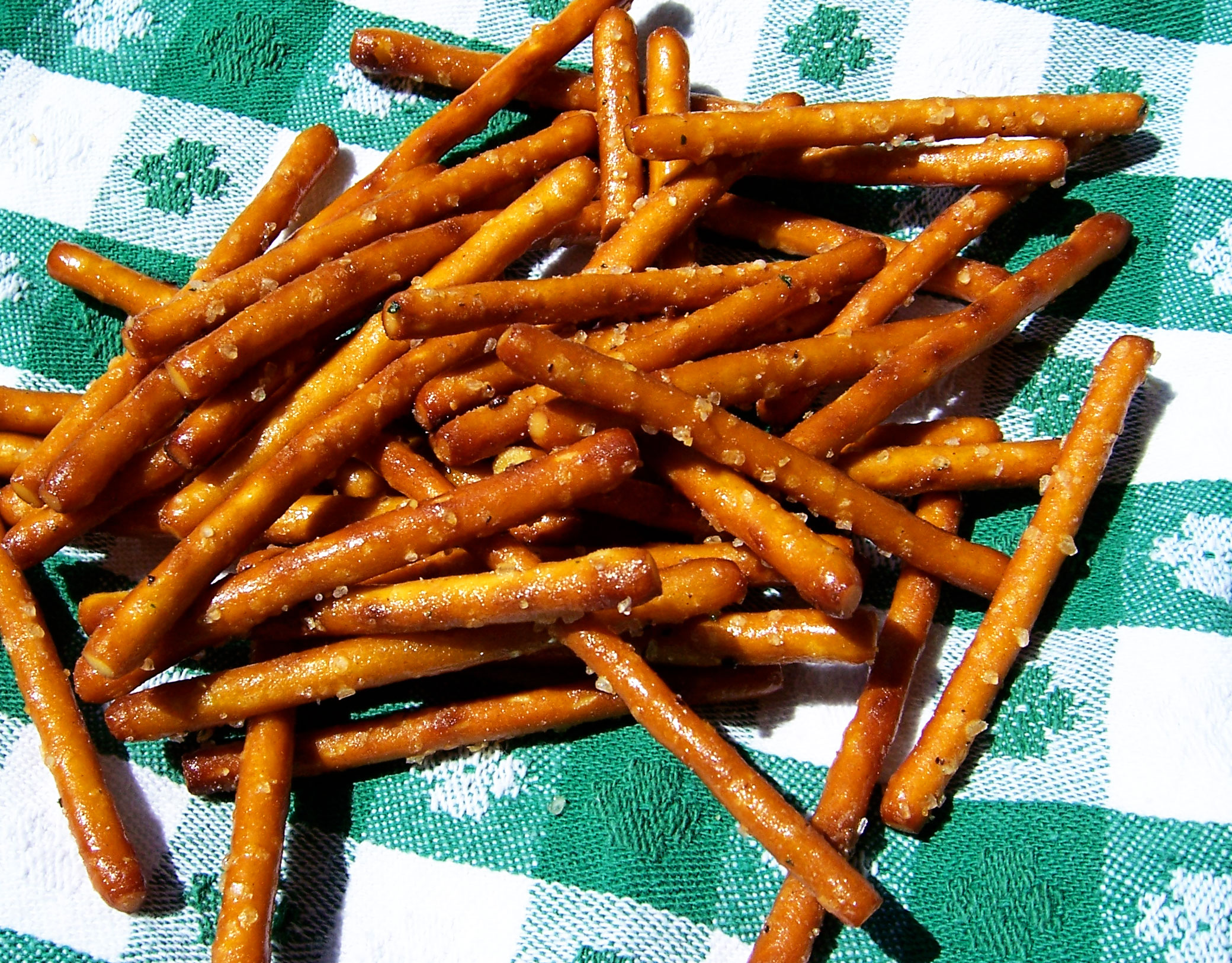 pretzel-stick-with-dip-sbcanning-homemade-canning-recipes