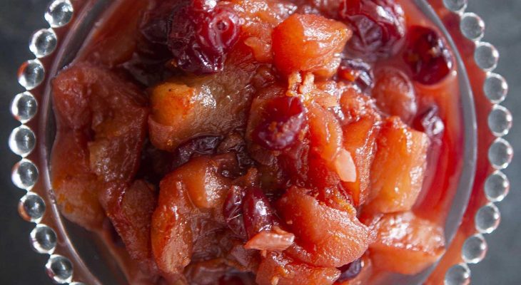 Spiced Apple Cranberry Chutney