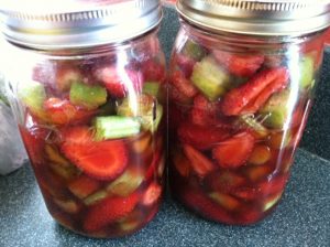 Strawberries and Rhubarb without apple juice added