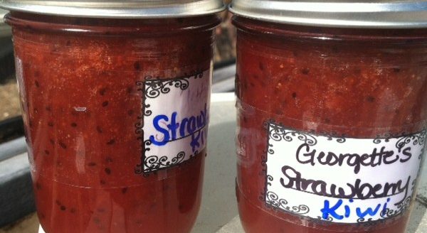 Kiwi-Strawberry Jam