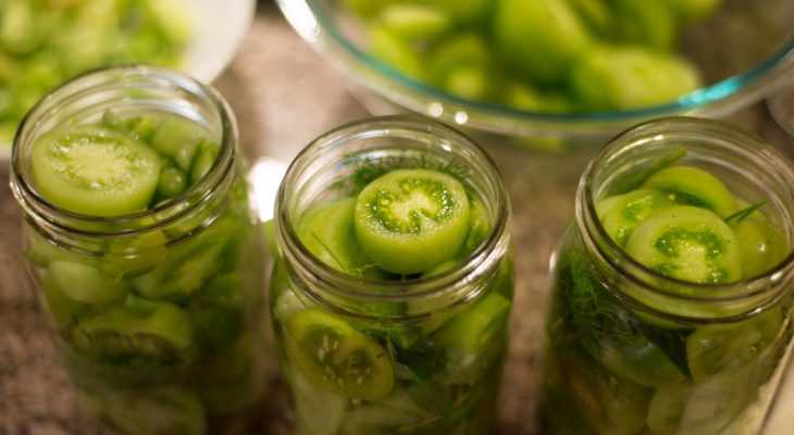 Green Tomato Pickles