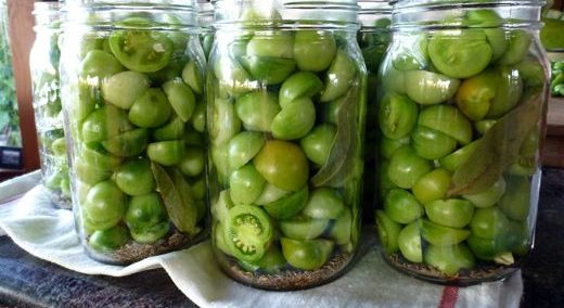 Green Tomato Pickles