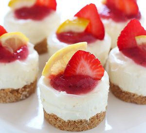 Individual cheesecakes