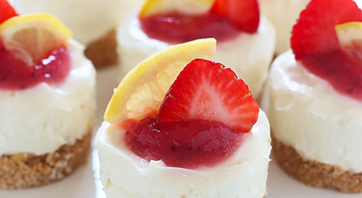 Individual cheesecakes