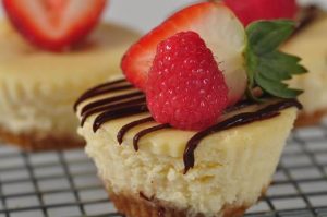 Individual cheesecakes