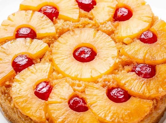 Pineapple upside down cake