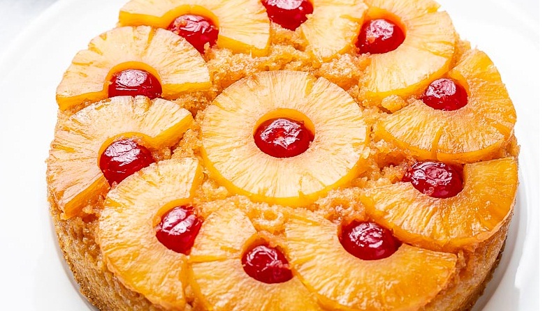 Pineapple upside down cake