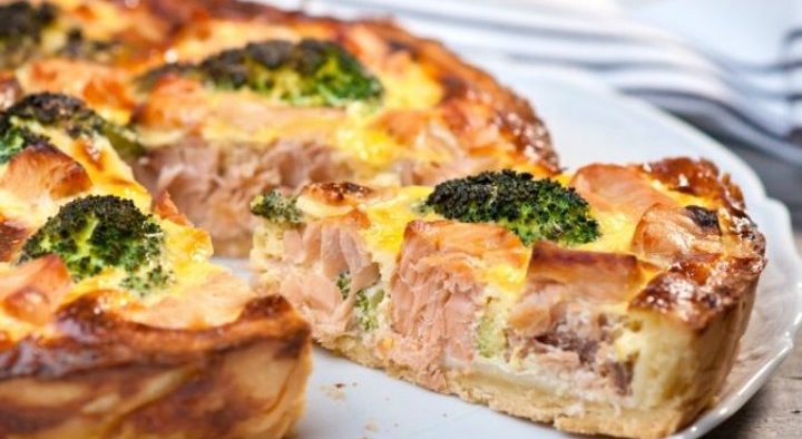 Sassy salmon quiche