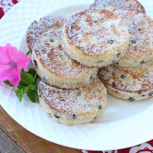 Traditional welsh cakes