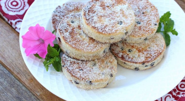 Traditional welsh cakes