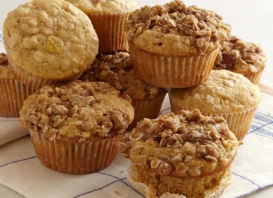 Apple-oat muffins home made