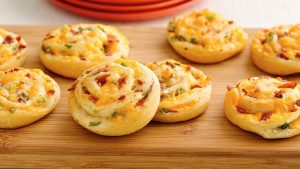 Bacon Cheddar Cheese Spirals