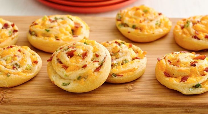 Bacon Cheddar Cheese Spirals