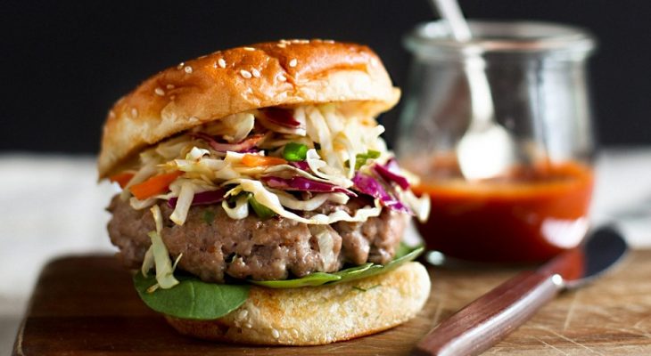 Chipotle asian sirloin hamburgers