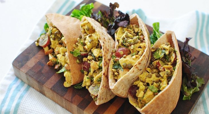 Curry chicken salad in pita bread