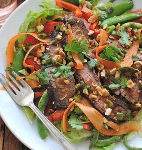 Grilled steak-asian style salad