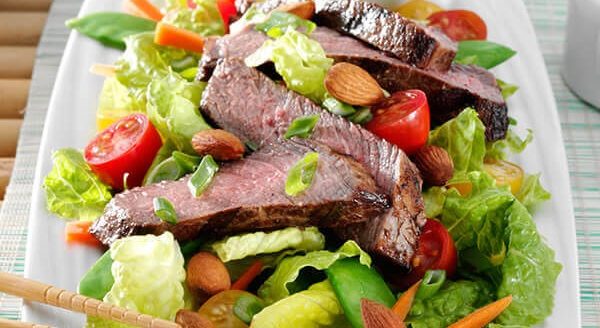 Grilled steak-asian style salad