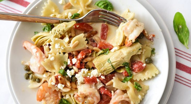 Healthy pasta shells, artichoke hearts with shrimp