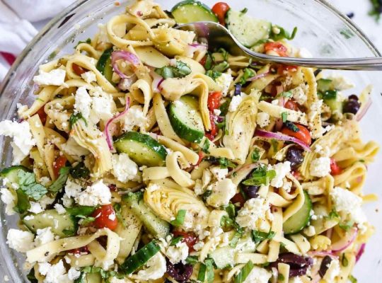 Healthy pasta shells, artichoke hearts with shrimp