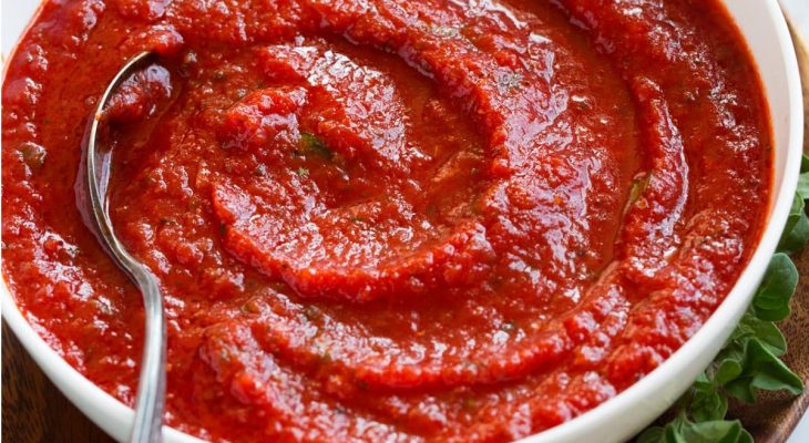 Home-made pizza sauce