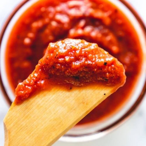 Home-made pizza sauce