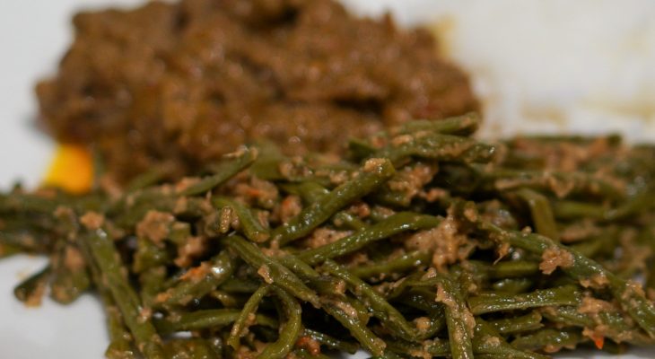 Indonesian green spiced beans