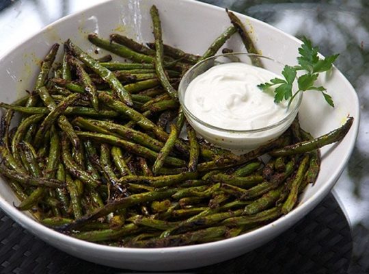 Indonesian green spiced beans