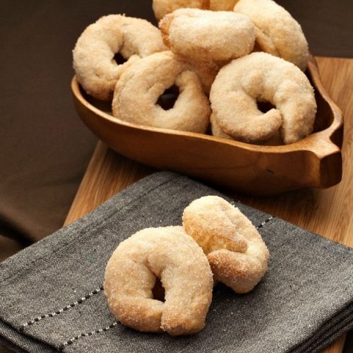 Italian Taralli Cookies Dessert