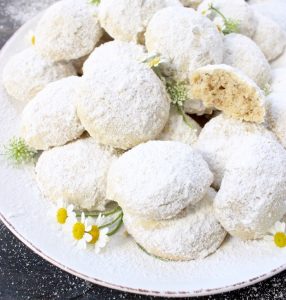 Italian Wedding Cookies Dessert