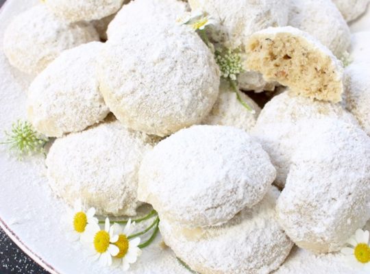 Italian Wedding Cookies Dessert