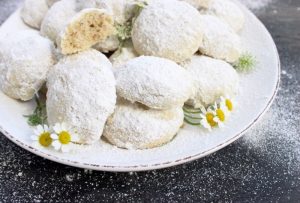 Italian Wedding Cookies Dessert
