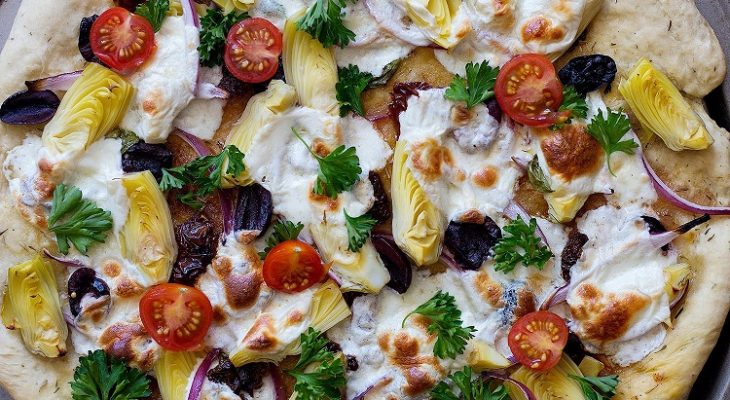 Mediterranean pizza topping