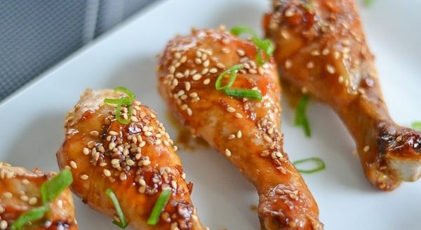 Sesame chicken drumsticks with dip
