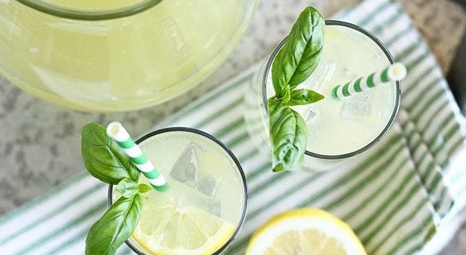 Sweet Basil Lemonade