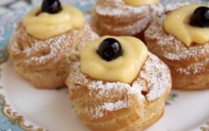 Zeppole Dessert